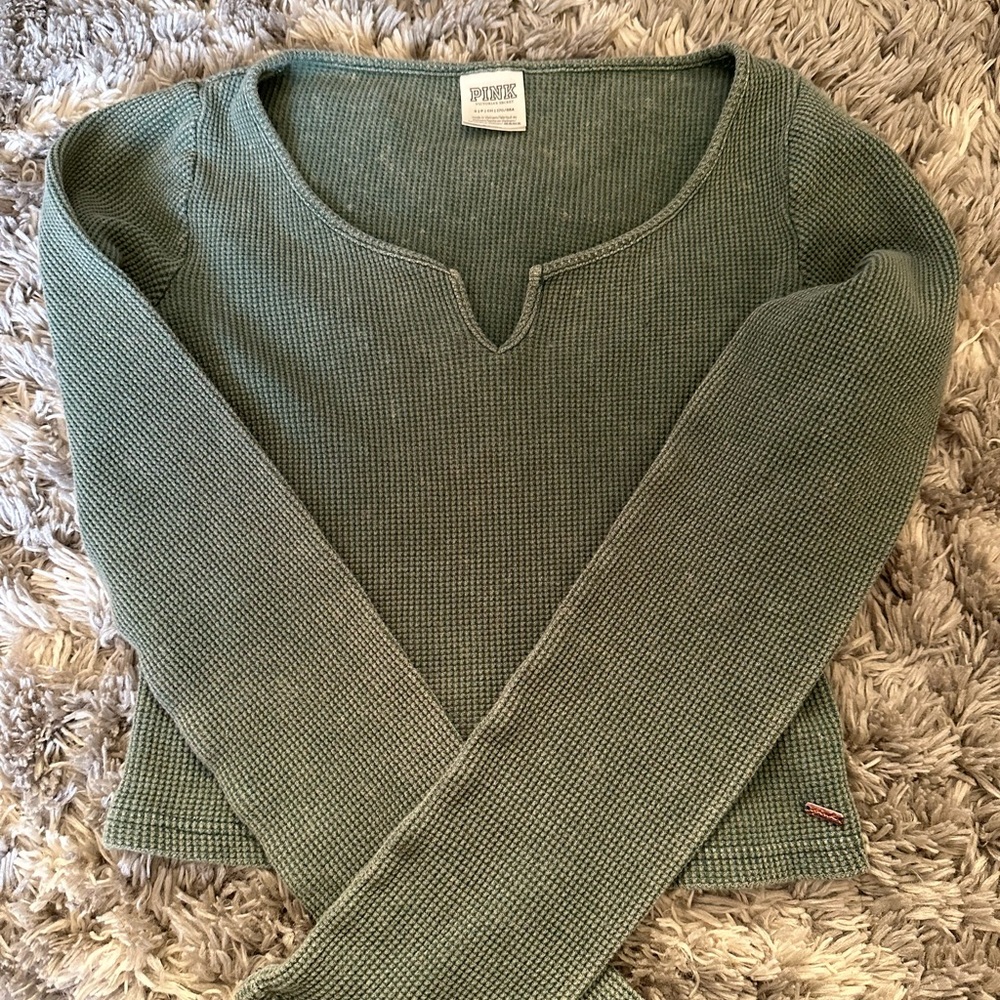 Victoria Secret PINK long sleeve cropped tee